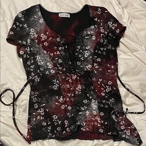 Vintage 90s whimsigoth black and red top